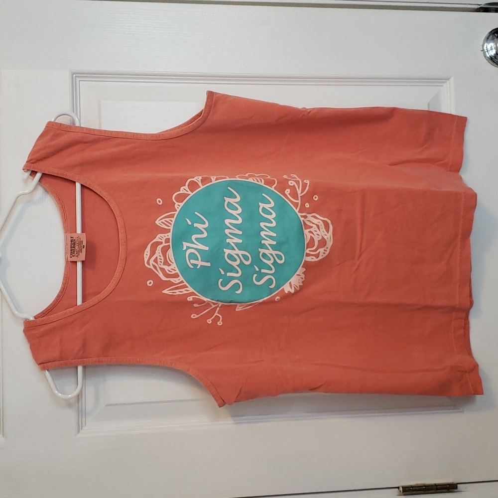 Phi Sigma Sigma coral tank